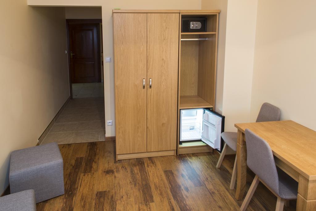 Hotel Nad Raba - Bochnia Habitación foto